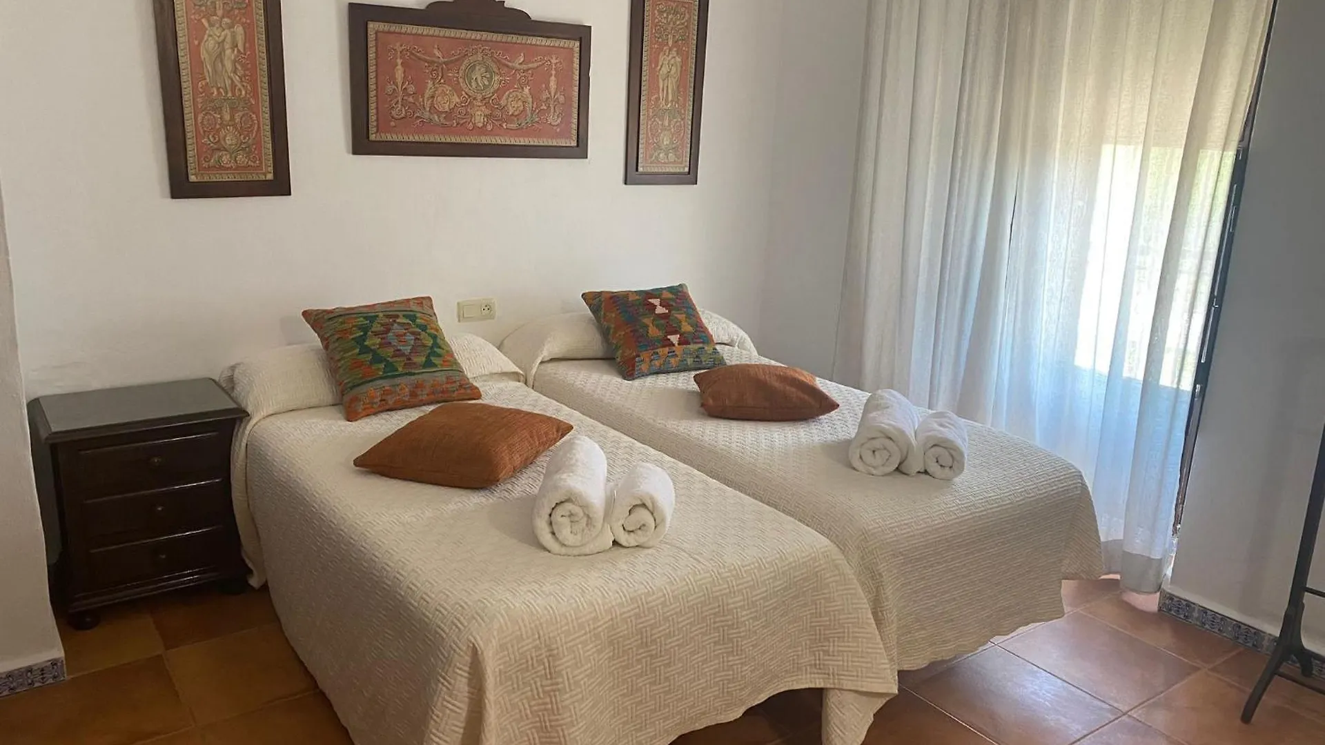 Villa Cortijo Ribero Cabra 0*,  España